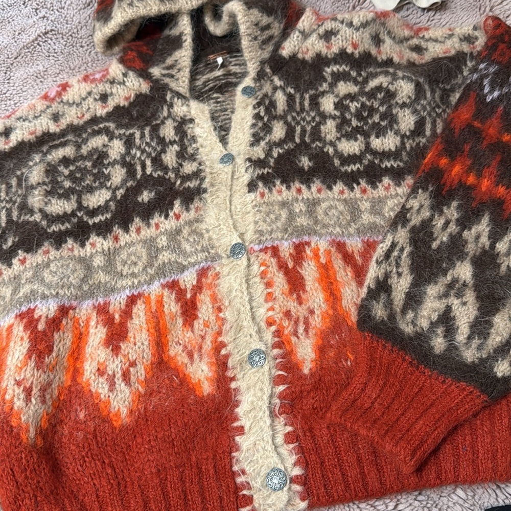 EUC free people sweater size medium - Picture 3 of 9